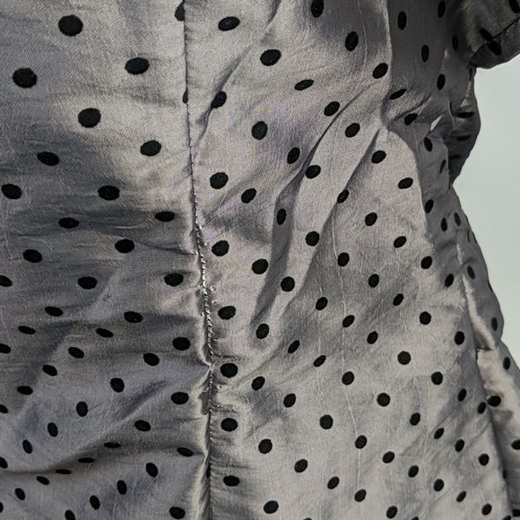 Signature Larry Levine Belted Grey Blouse, Size L - Picture 7 of 7